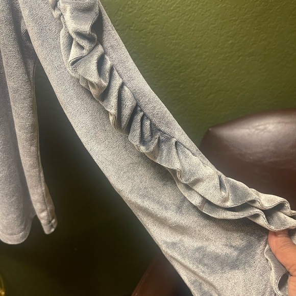 Cupio Heather Gray Knit Top - Picture 3 of 8